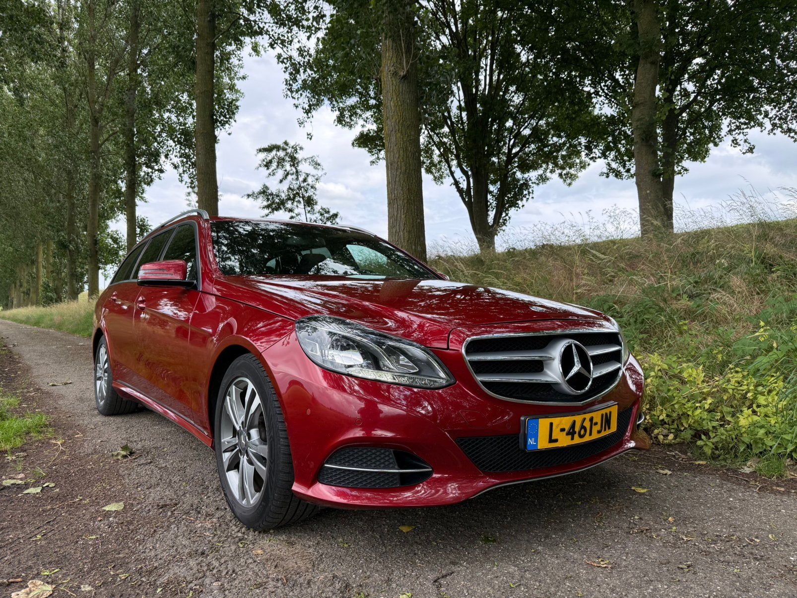 Mercedes-Benz E-Klasse E300 Hybrid Estate AUT 2013 7-persoon, Auto's, Automaat, Achterwielaandrijving, Zwart, 4 cilinders