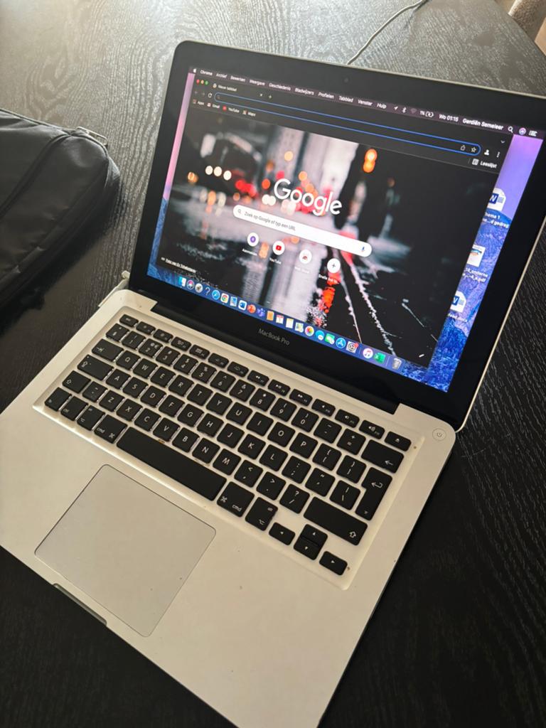 Macbook pro, 2 tot 3 Ghz, 13 inch, Zo goed als nieuw, Ophalen