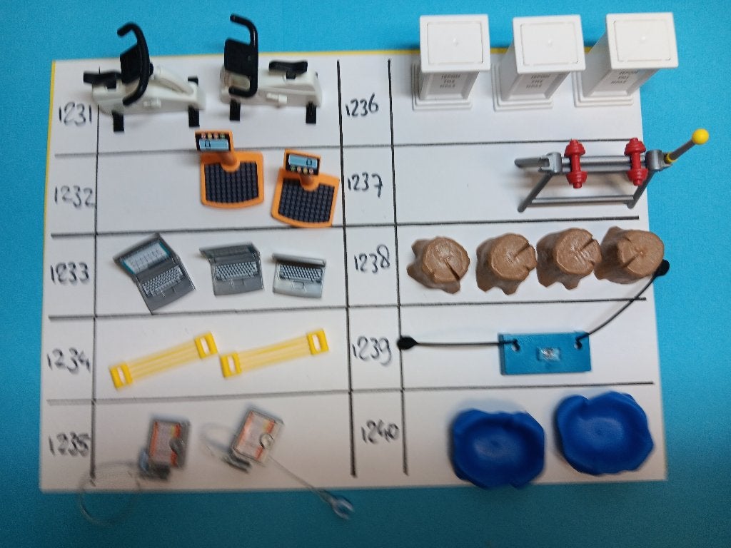 Playmobil Onderdelen 1231-40 Laptop Zuil Hometrainer Bank, Verzenden, Gebruikt, Losse onderdelen