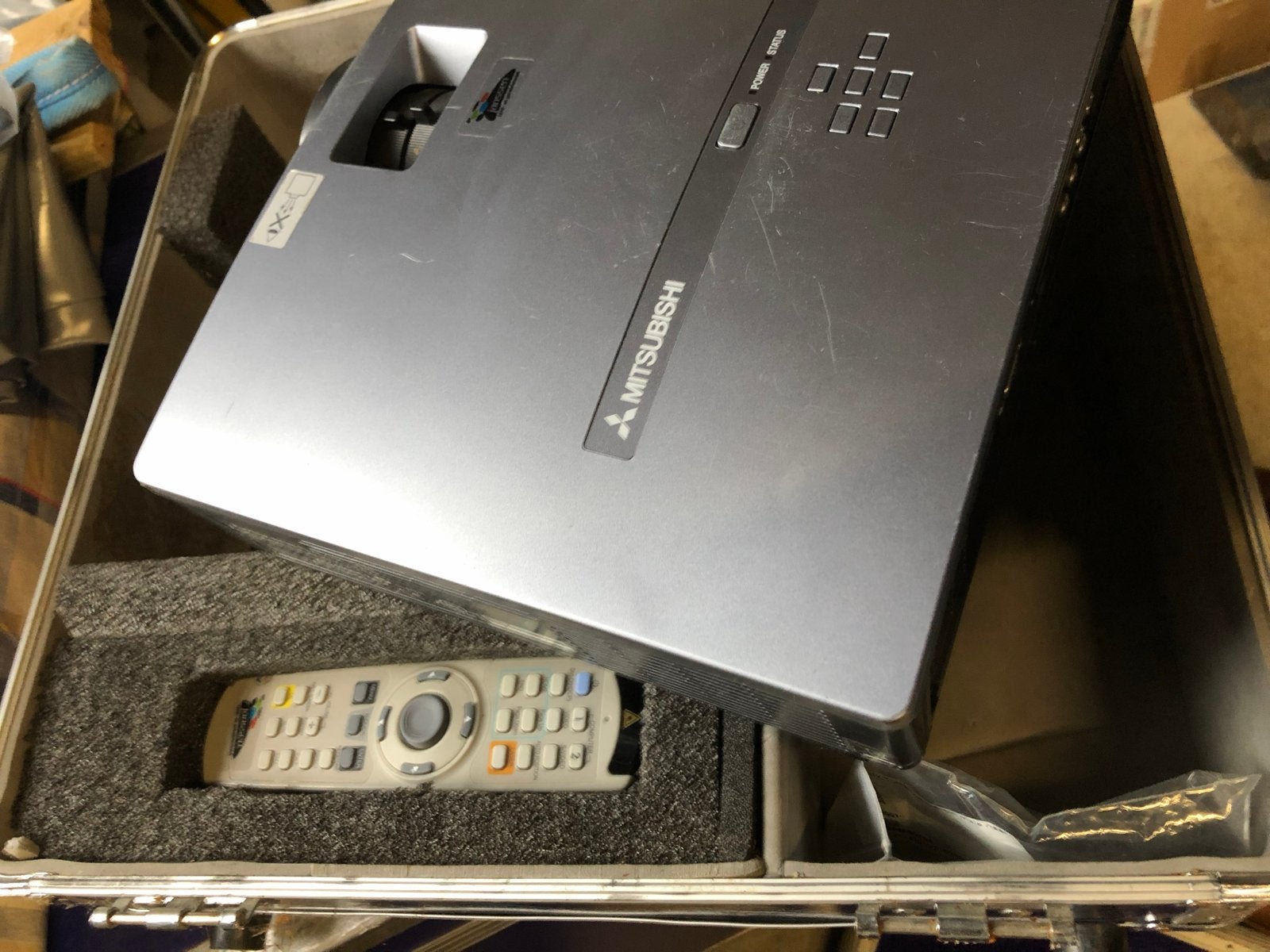 Mitsubishi XD480U Beamer - 3000 ANSI lumen, Gebruikt, Ophalen of Verzenden, DLP, Mitsubishi
