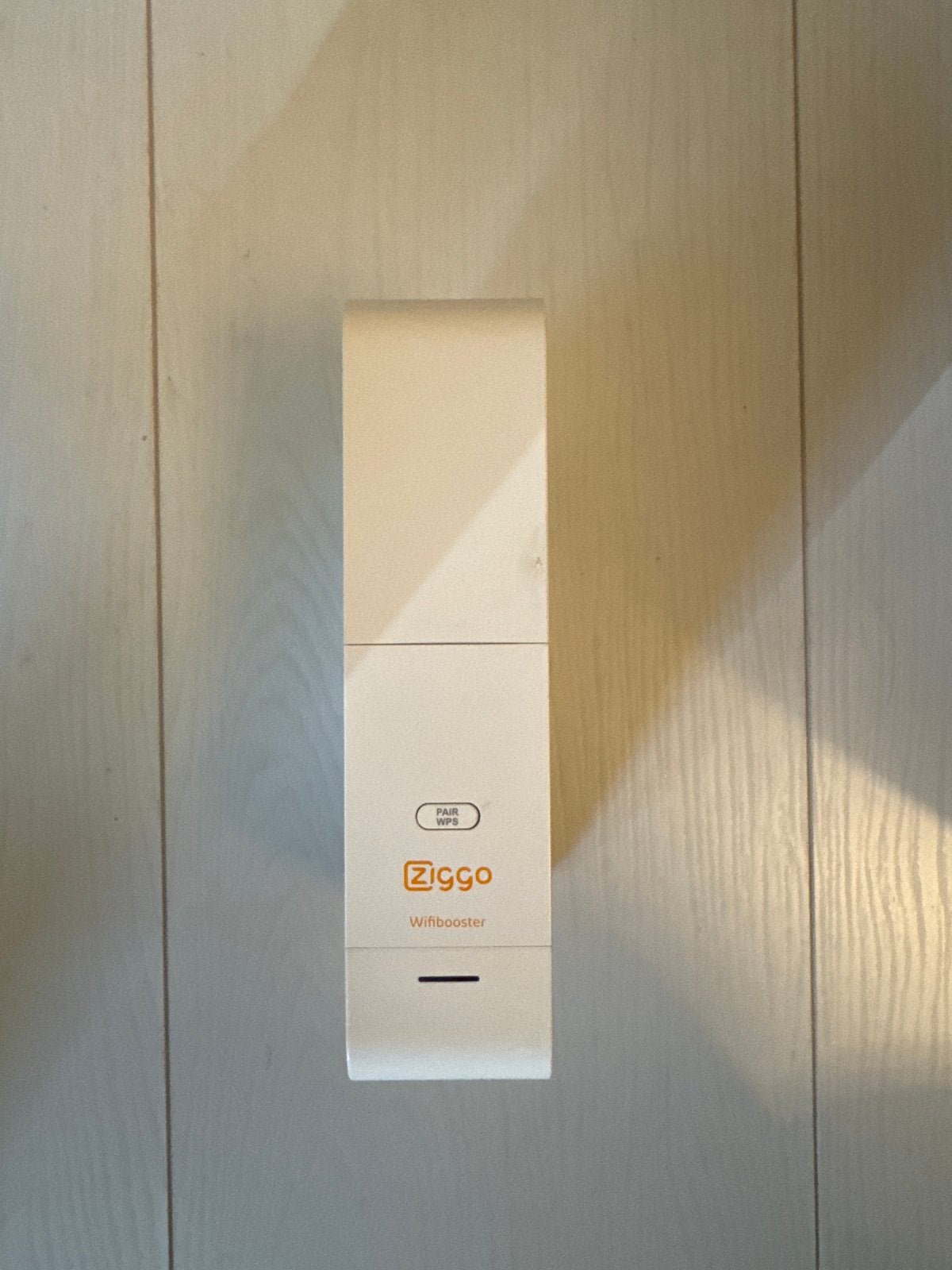 Ziggo Wifi Booster AP7465CE-ZG - Verbeter je wifi!, Computers en Software, Ophalen of Verzenden, Gebruikt, Router