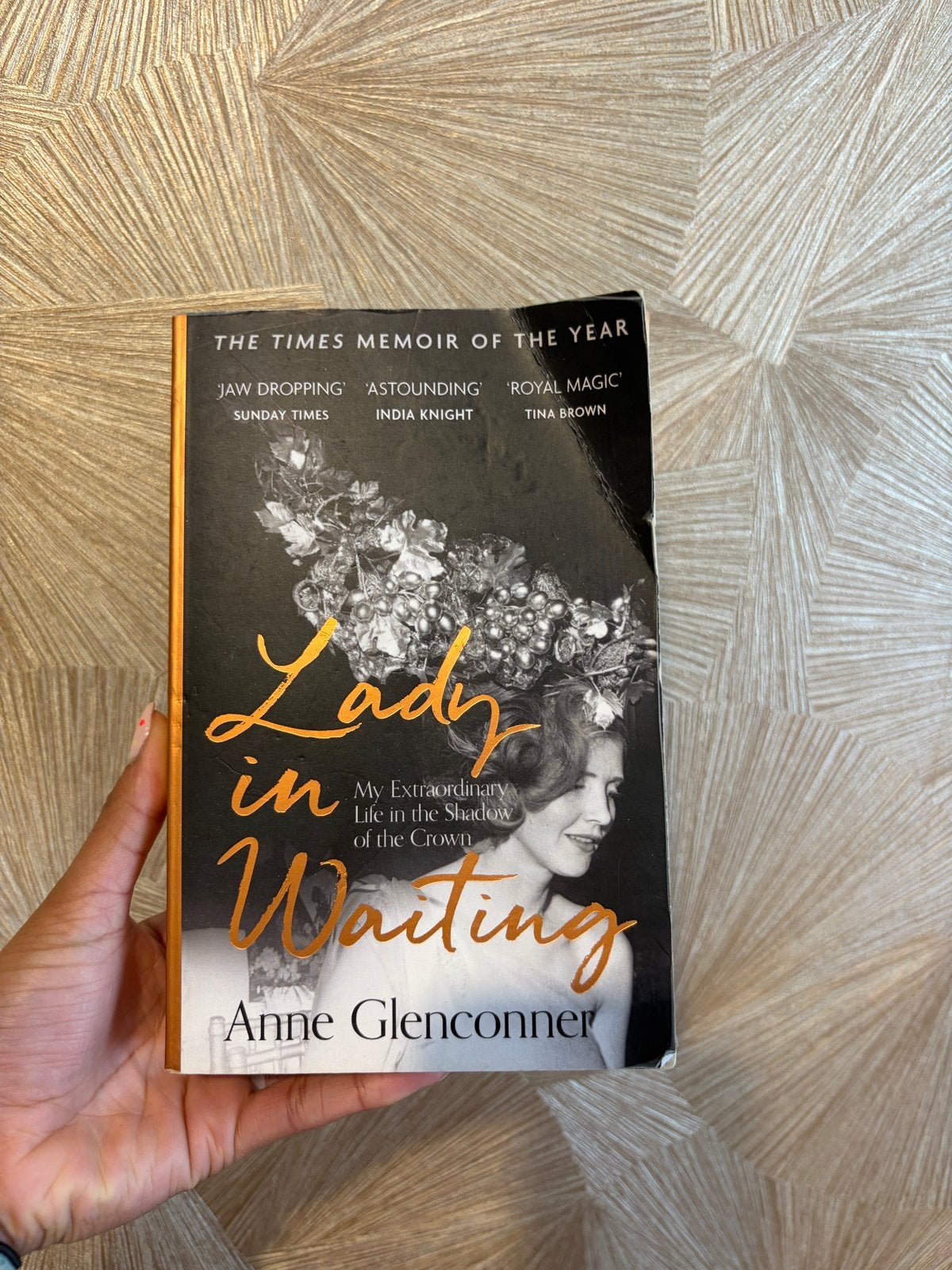 Lady in Waiting: My Extraordinary Life in the Shadow of the, Ophalen of Verzenden, Zo goed als nieuw, Kunst en Cultuur