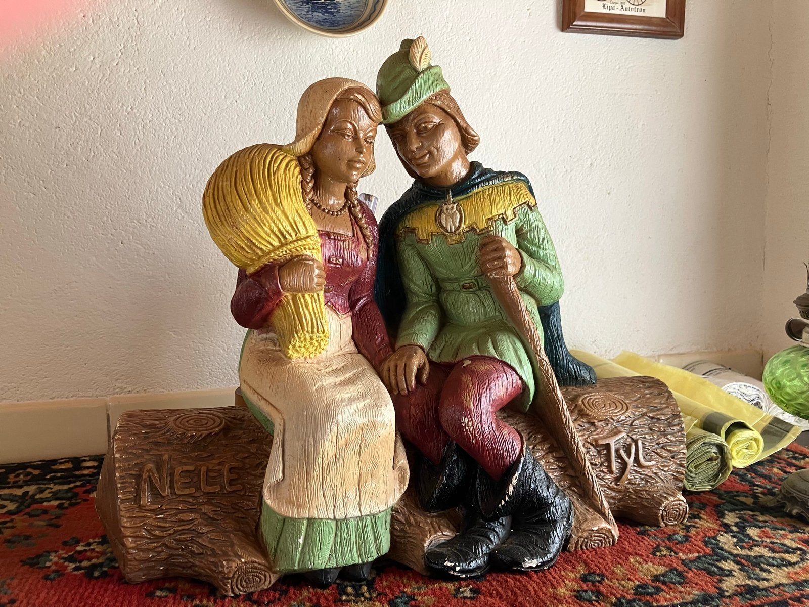 Gipsen beeld: Nele en Tyl, 40x33 cm, Gips, Ophalen of Verzenden, 20 - 50 cm, Scène