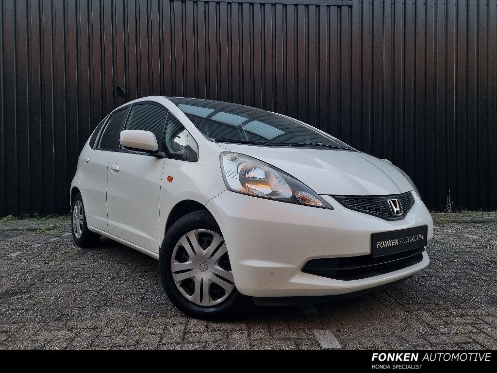 Honda Jazz 1.2 2009 dealer onderhouden, nieuwe apk!, Auto's, Voorwielaandrijving, Zwart, 4 cilinders, 1198 cc