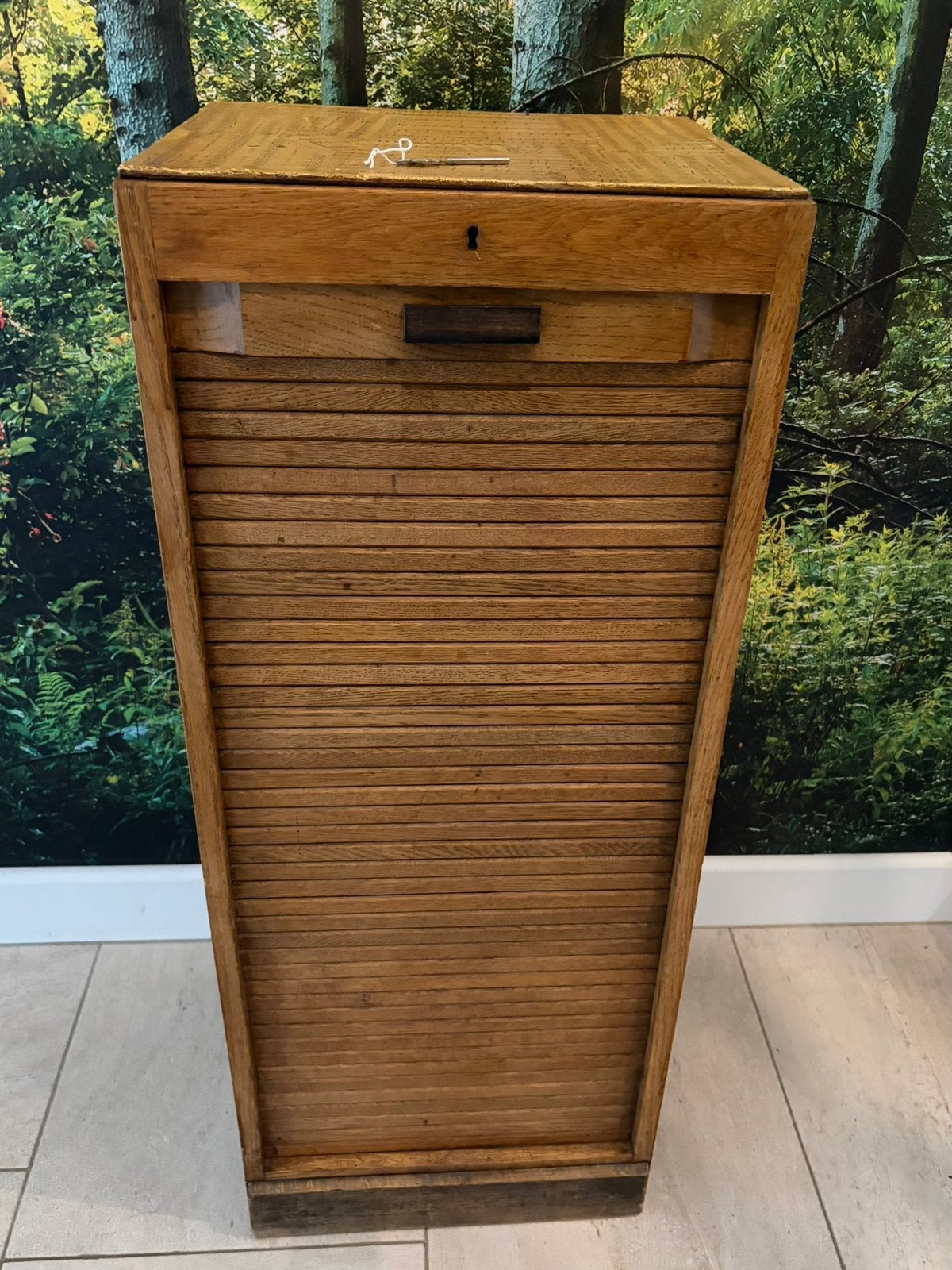 Vintage kast met houten rolluik en laden, Huis en Inrichting, Ophalen, Minder dan 50 cm, Gebruikt, 100 tot 150 cm