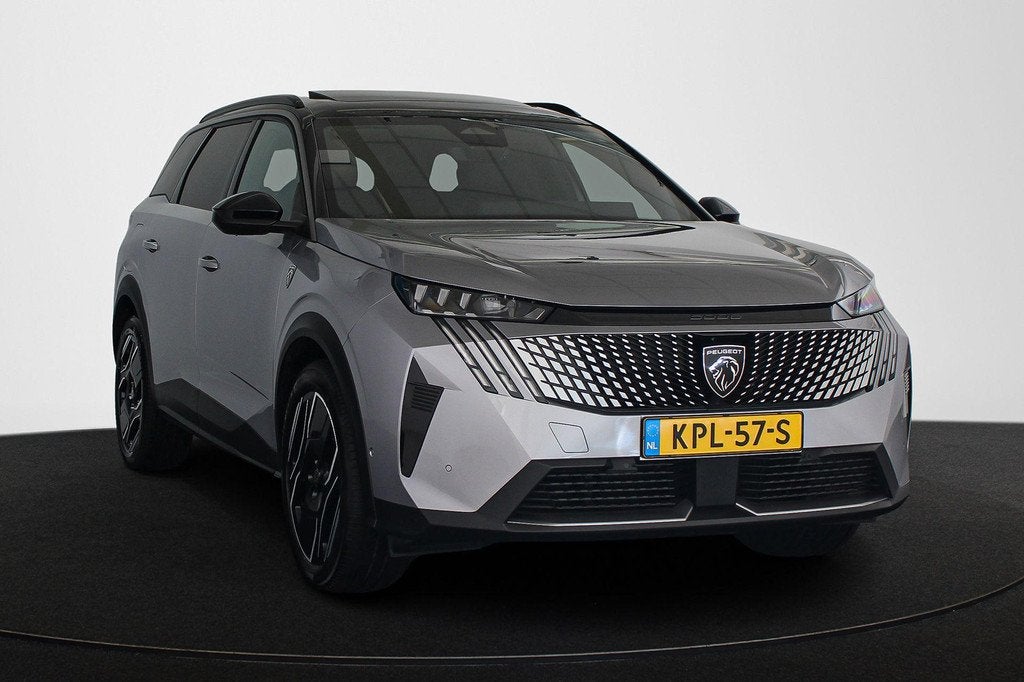Peugeot 5008 1.6 Plug-in Hybrid 195 GT 7p Leder Panoramadak, Auto's, Peugeot, Gebruikt, 4 cilinders, 7 stoelen, Bedrijf