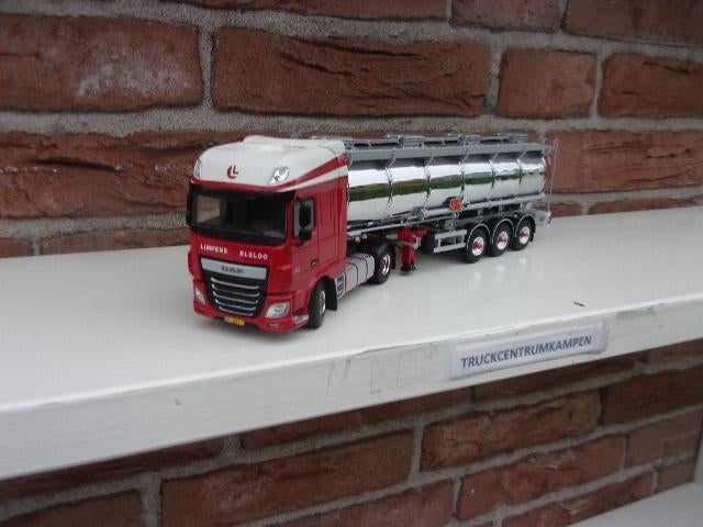 WSI  Daf  XF  SSC  + Tank  Oplegger van  Limpens., Hobby en Vrije tijd, Modelauto's | 1:50, Ophalen of Verzenden, Nieuw, Bus of Vrachtwagen