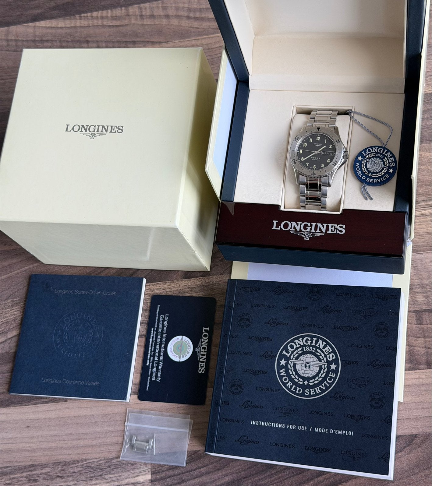 Gereserveerd tot week van 10 AUG - VERKOCHT!, Sieraden, Tassen en Uiterlijk, Horloges | Antiek, Staal, Met bandje, Verzenden, Polshorloge