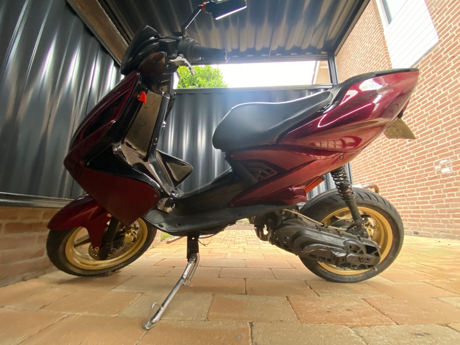 Stoere, goed onderhouden Yamaha Aerox 70cc - wok, Fietsen en Brommers, Scooters | Yamaha, Ophalen, Gebruikt, Tweetakt, Aerox