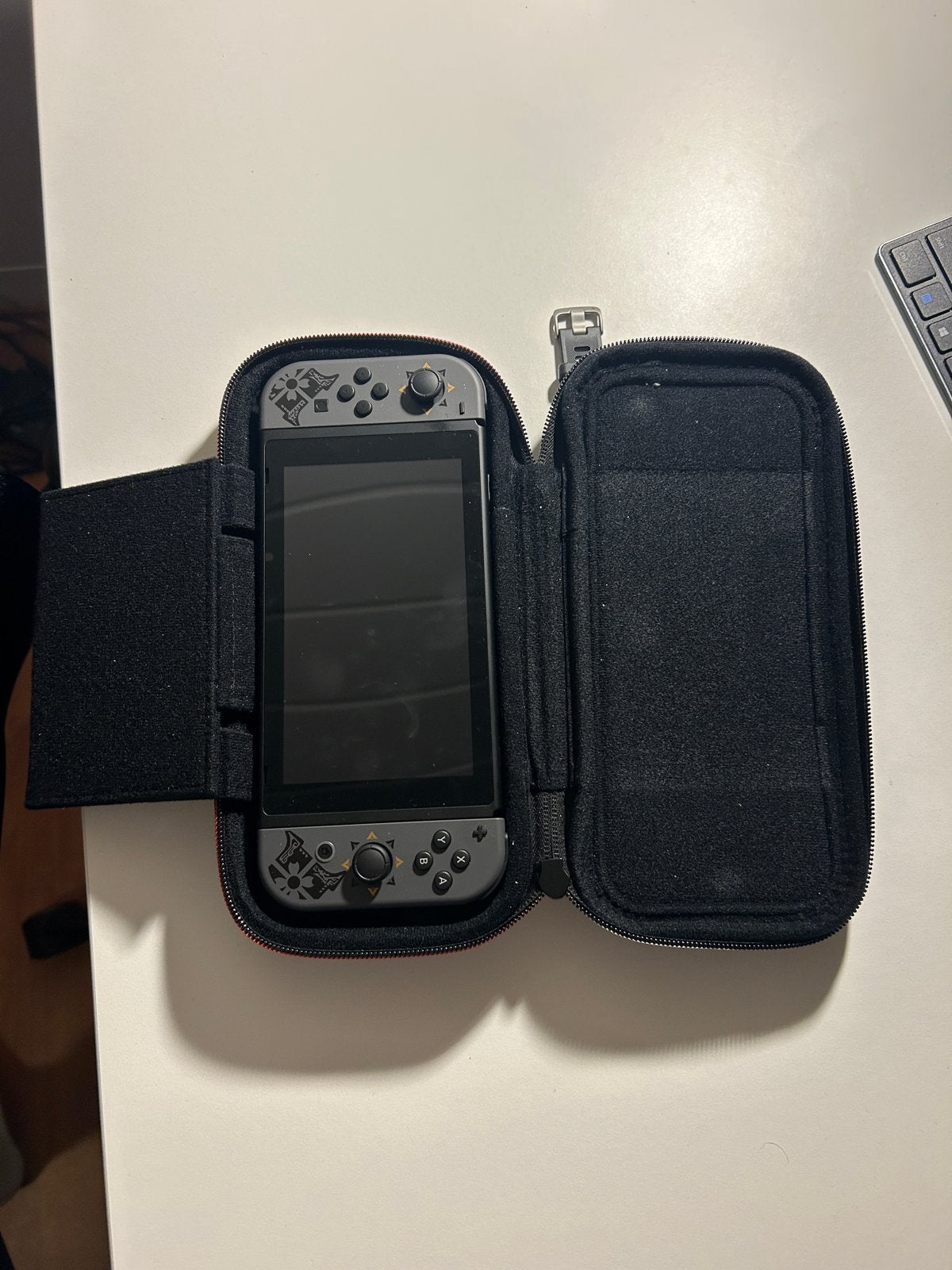 Nintendo Switch met FC 26, Met games, Ophalen of Verzenden, Zo goed als nieuw, Switch Original