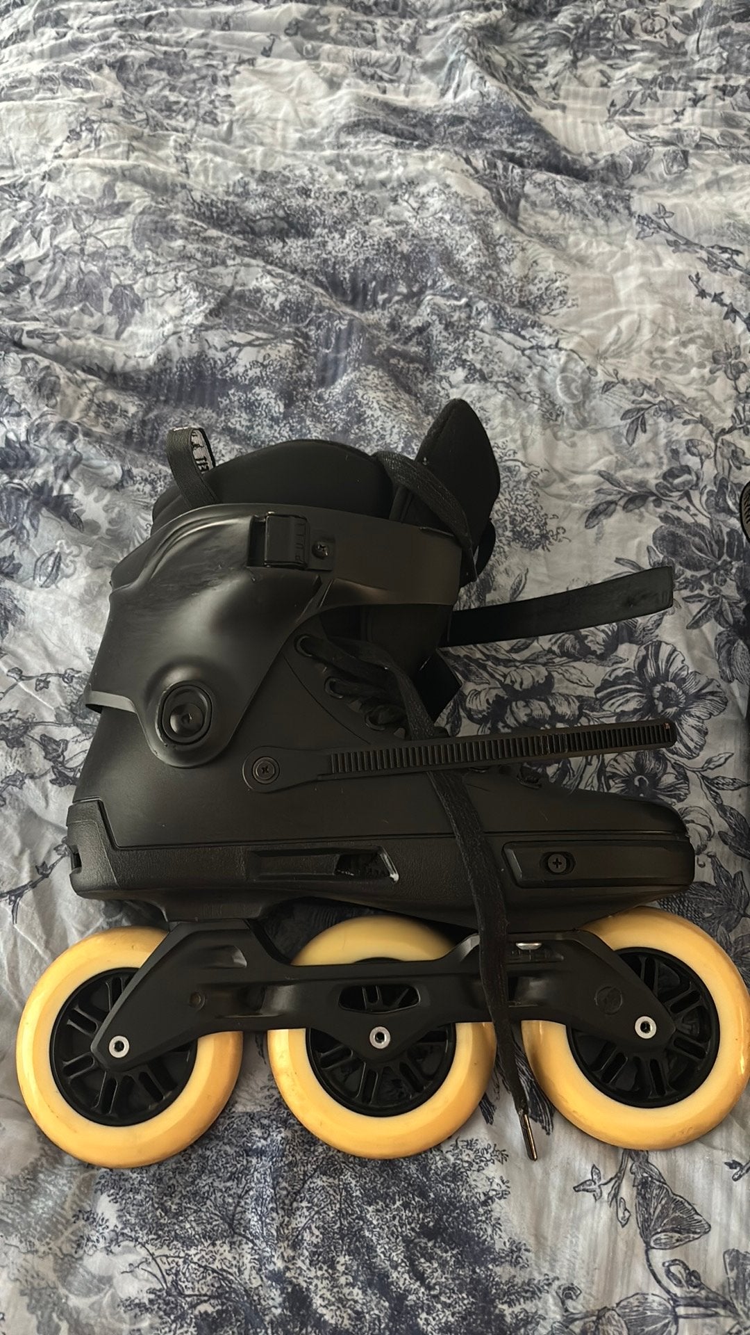 Powerslide Next Core Black 110 – maat 44/45, Ophalen, Zo goed als nieuw, Powerslide