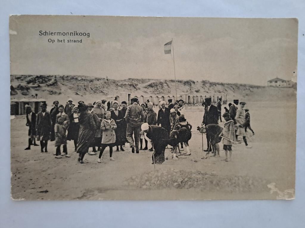 Schiermonnikoog, op het strand gelopen, Ophalen of Verzenden, 1940 tot 1960