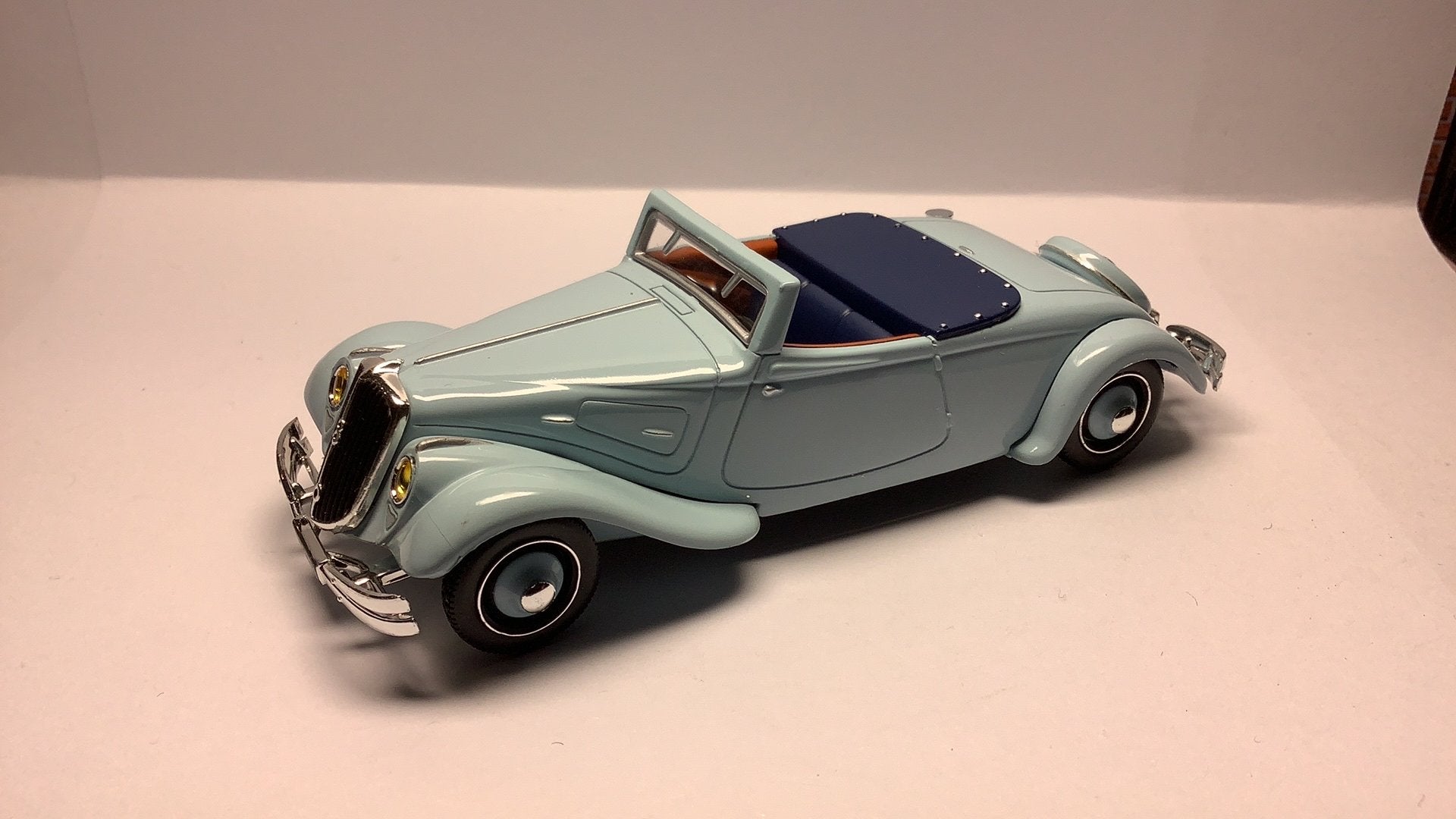 Norev Citroen Traction  22cv, Ophalen of Verzenden, Zo goed als nieuw, Auto, Norev