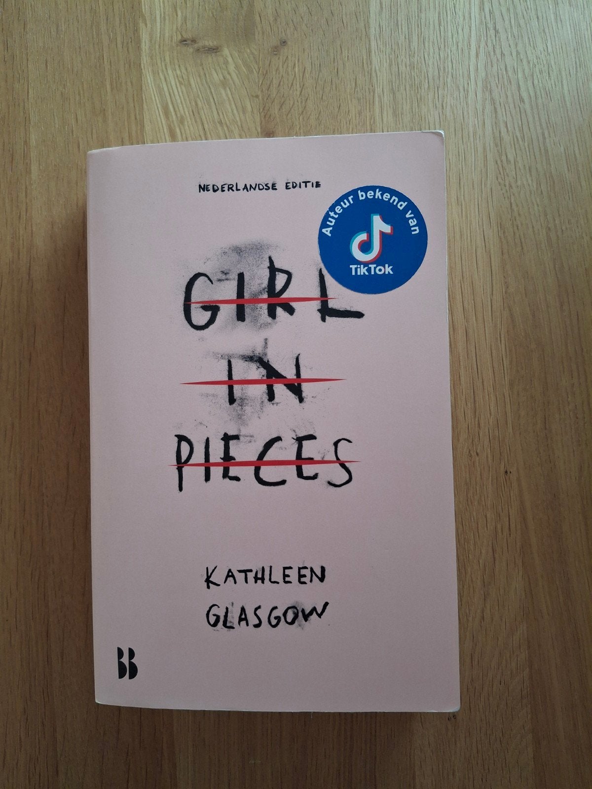 Kathleen Glasgow - Girl in Pieces, Ophalen, Zo goed als nieuw, Kathleen Glasgow