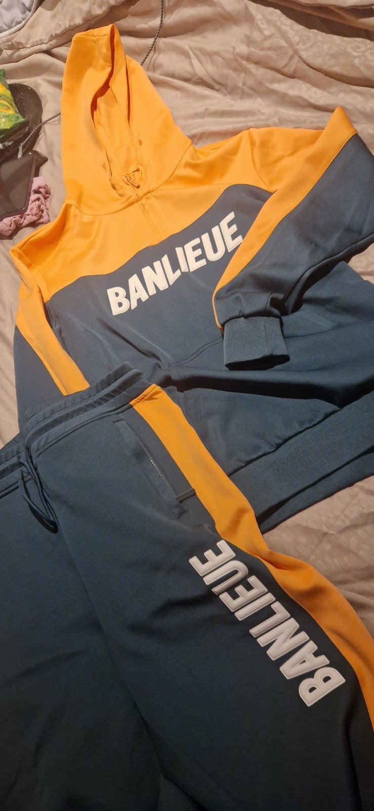 1  pak banlieue, Maat L, Ophalen of Verzenden, Nieuw, Trainingspak