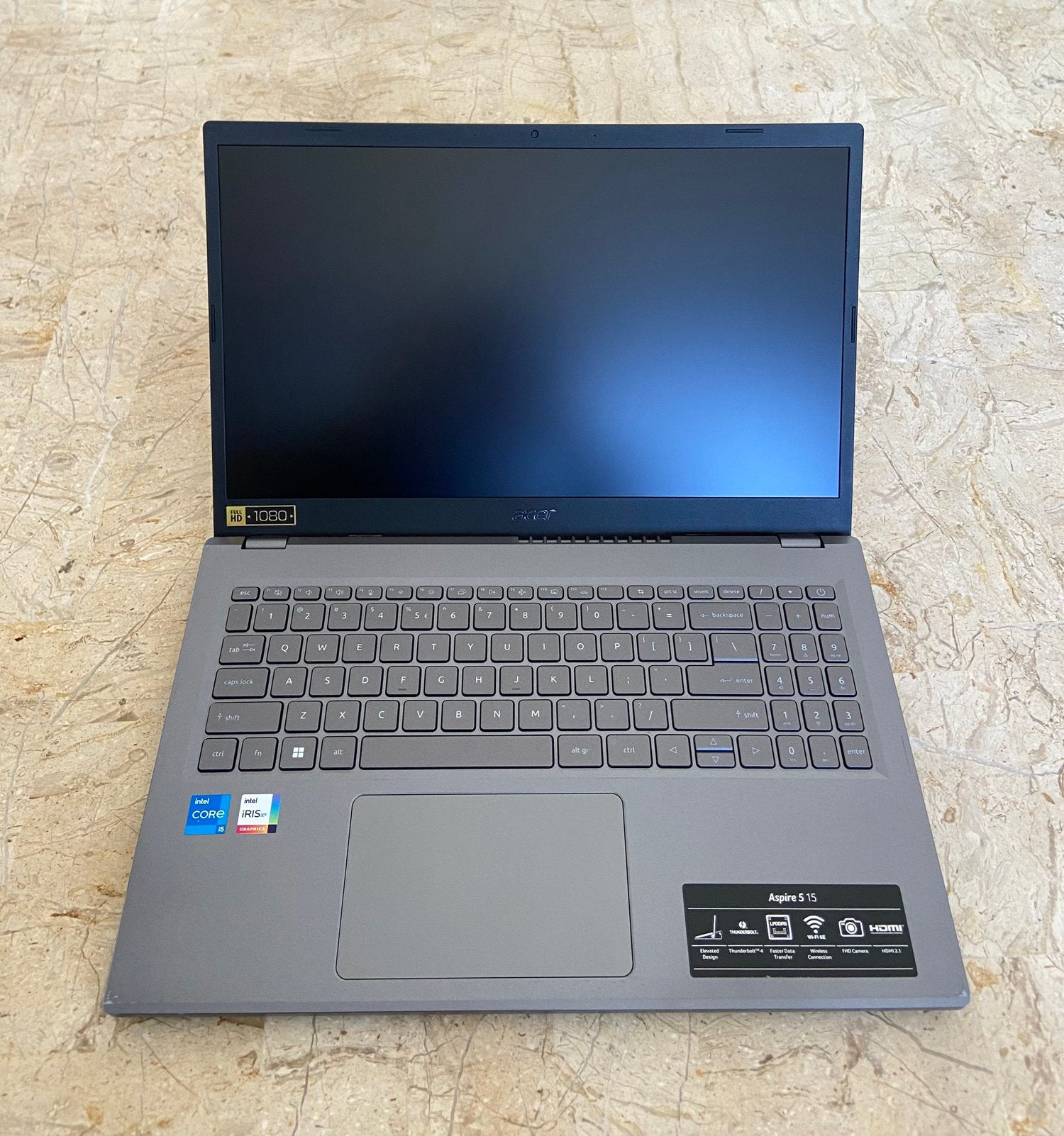 Acer Aspire 5 (A515-58M-500C) + adapter & laptophoes, Computers en Software, Windows Laptops, Ophalen of Verzenden, Zo goed als nieuw