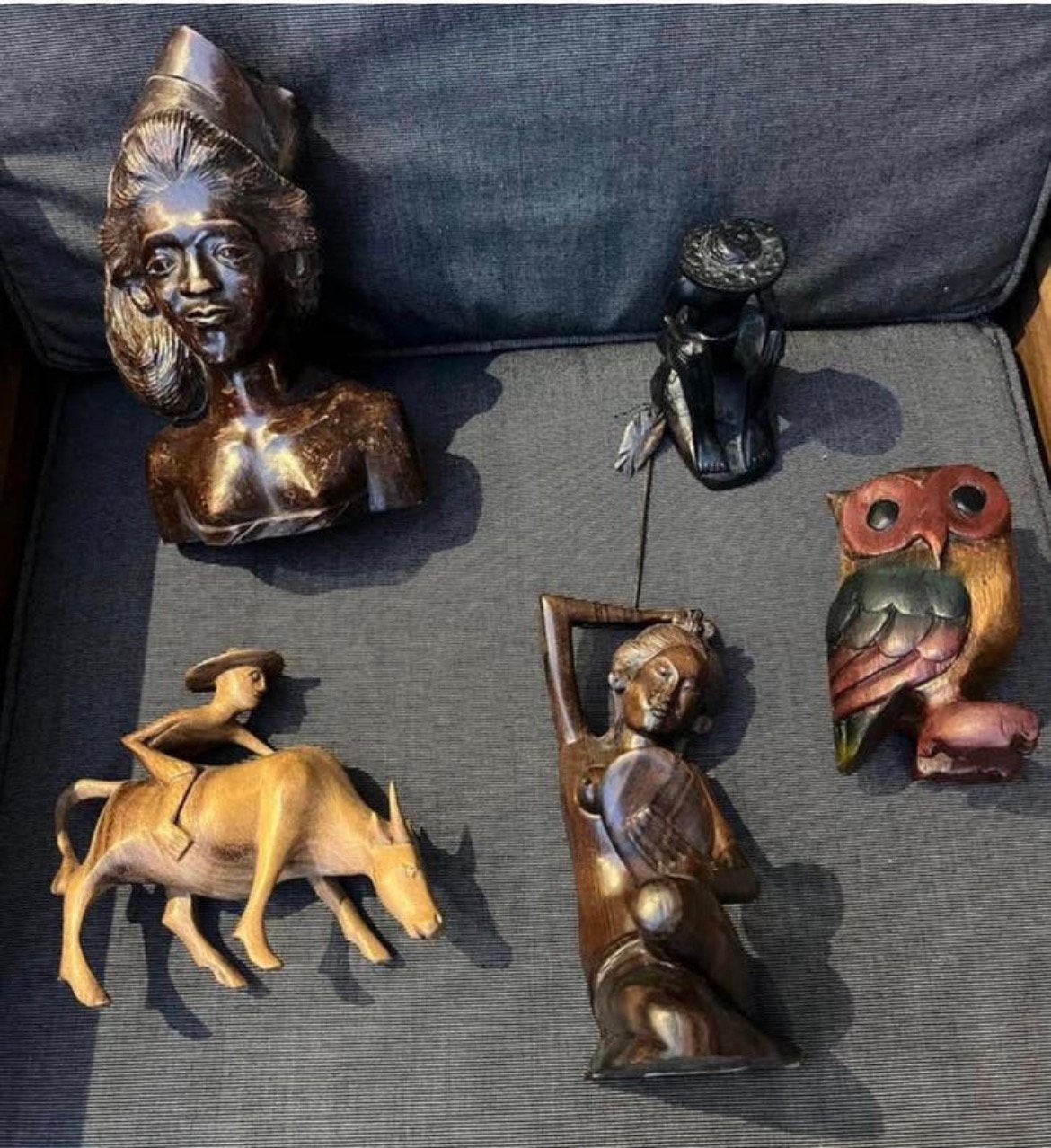 5 Houten Beeldjes (Indonesië) of collectie Koperen Spullen ., Ophalen of Verzenden
