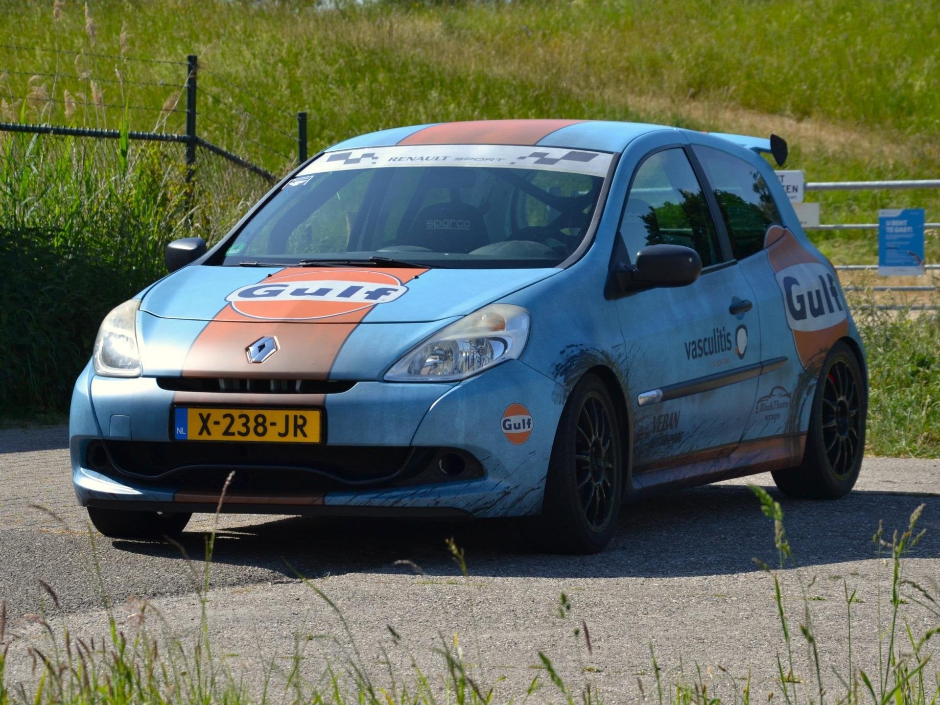 Renault Clio 2.0 RS Cup light / Trackday-ready / Lage km!, Auto's, Voorwielaandrijving, Gebruikt, Alcantara, Wit