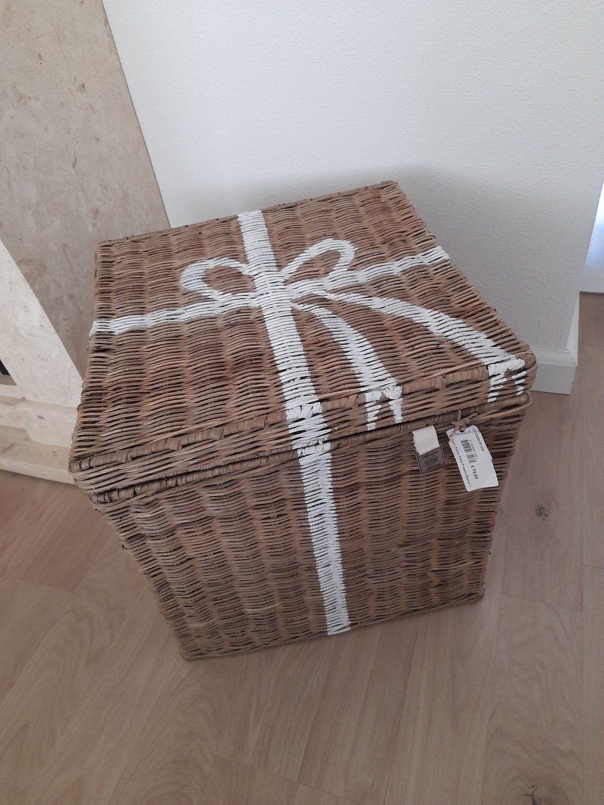 Rivièra Maison Rustic Rattan Pretty Present Basket L, Huis en Inrichting, Woonaccessoires | Schalen en Manden, Ophalen, Nieuw