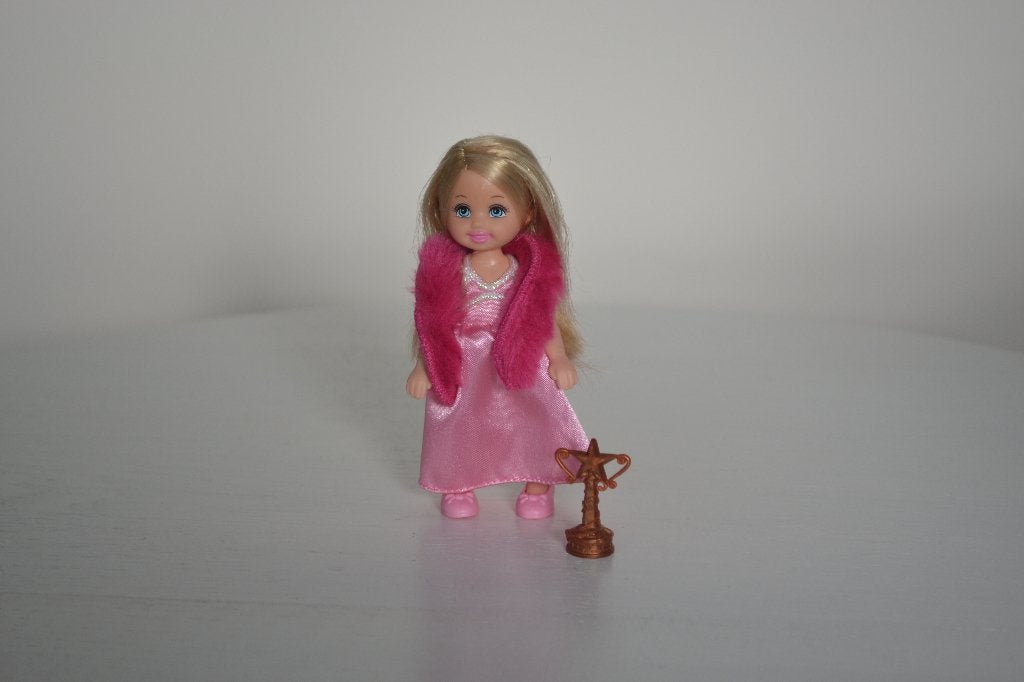 Barbie Shelly Kelly Carrière popje Filmster (Mattel, 2009), Ophalen of Verzenden, Nieuw, Barbie