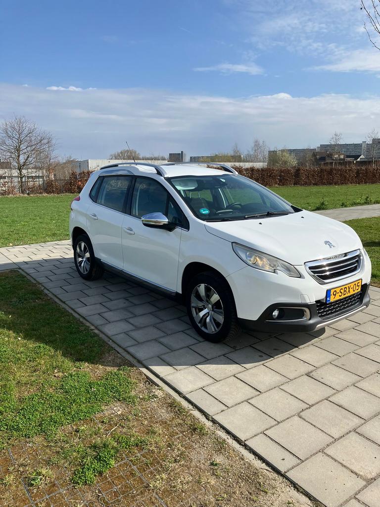 Peugeot 2008 1.6 VTI 88KW/120PK 2013 Wit, Auto's, Peugeot, Voorwielaandrijving, 4 cilinders, 1270 kg, Origineel Nederlands
