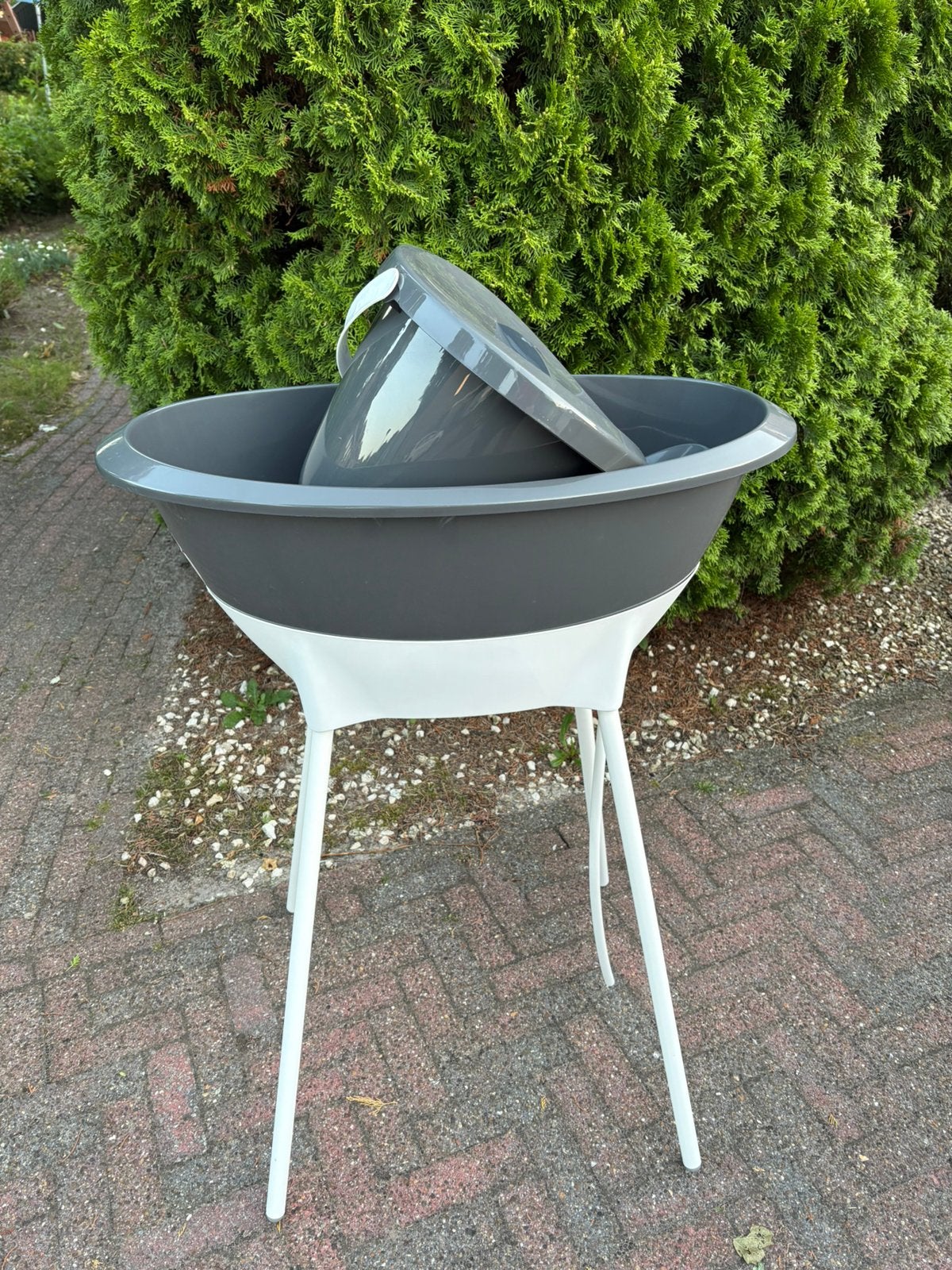 Babybadje en luieremmer inclusief zitje en thermometer, Kinderen en Baby's, Ophalen, Zo goed als nieuw, Badje