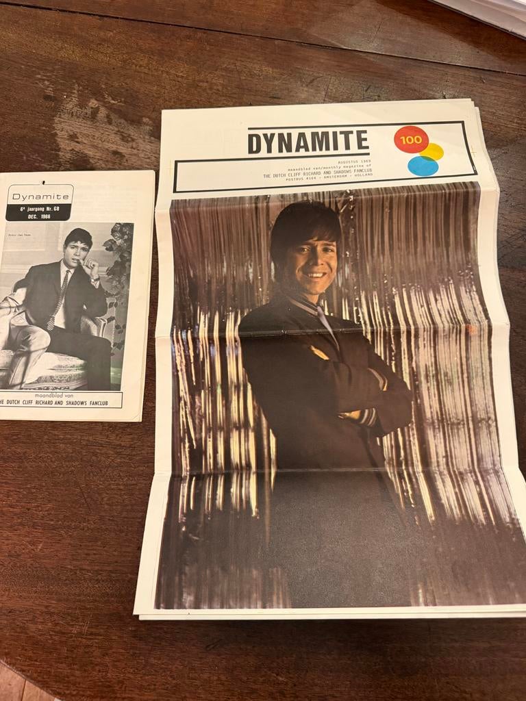 Clift Richard fanclub bladen Dynamite nr. 68 (1966) en nr. 1