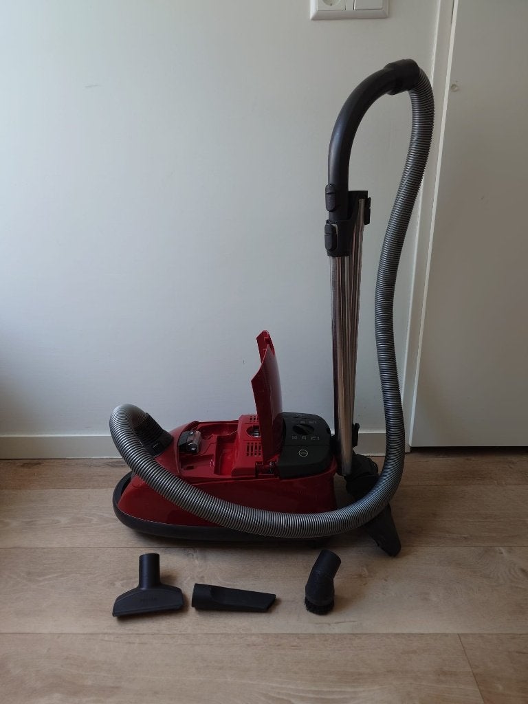 Nagekeken Miele S770 Stofzuiger | Krachtige 2000W + HEPA, Witgoed en Apparatuur, Stofzuigers, Stofzak, Geschikt voor harde vloeren
