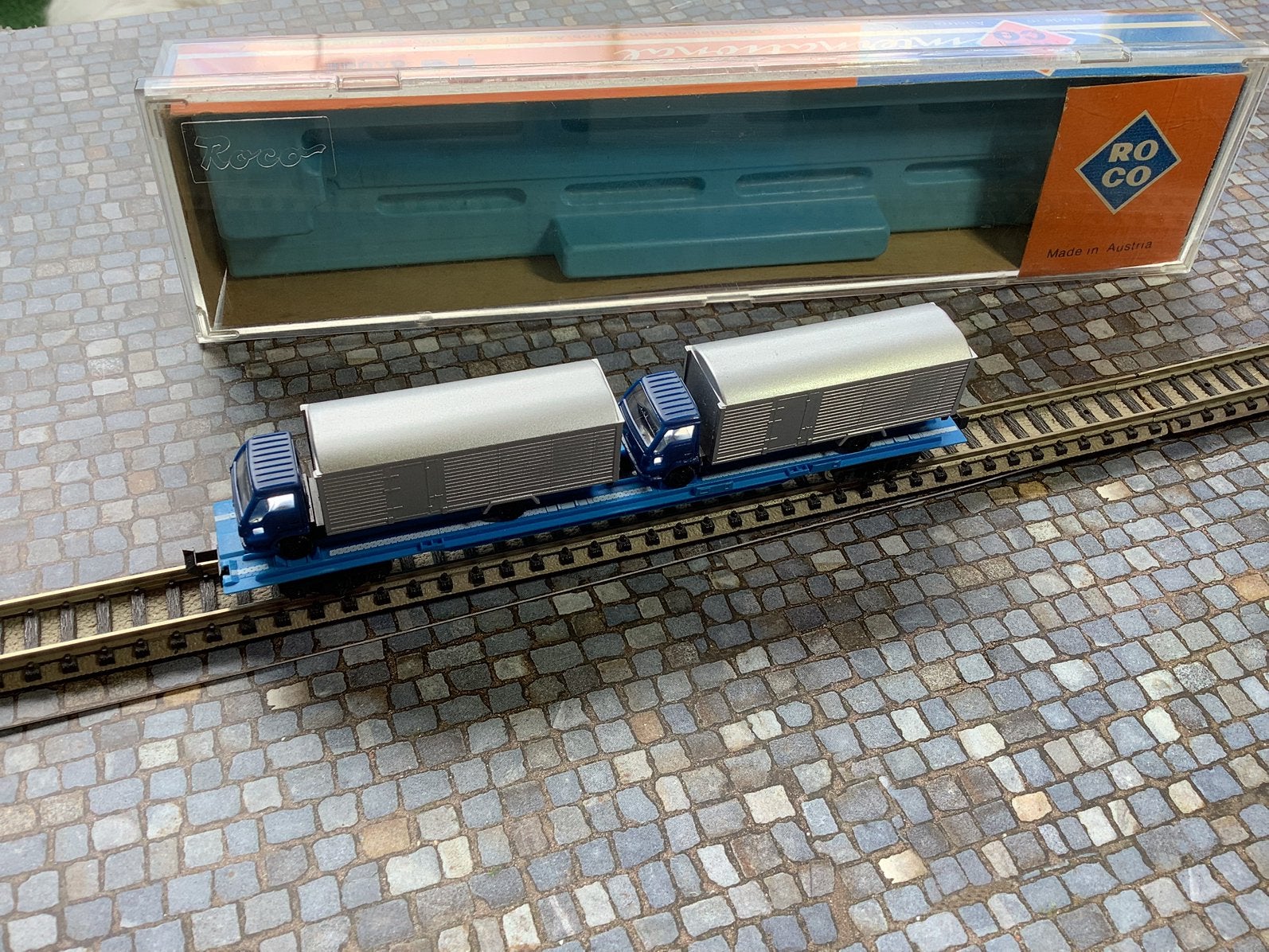 Zwaar transport met 2 wagens n spoor, Hobby en Vrije tijd, Overige merken, Gelijkstroom, Wagon, Ophalen of Verzenden