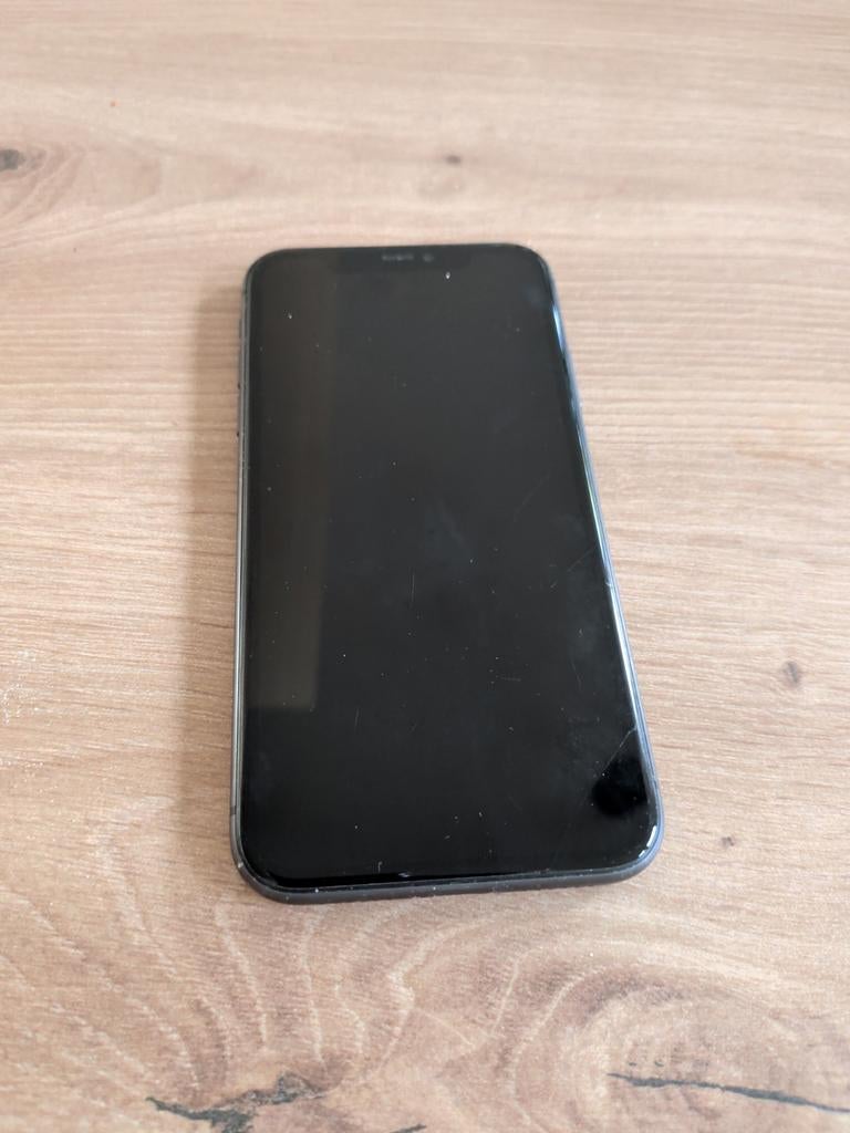 Nette iPhone 11 - Goede staat, Telecommunicatie, Mobiele telefoons | Apple iPhone, Ophalen, Gebruikt, Zwart, IPhone 11