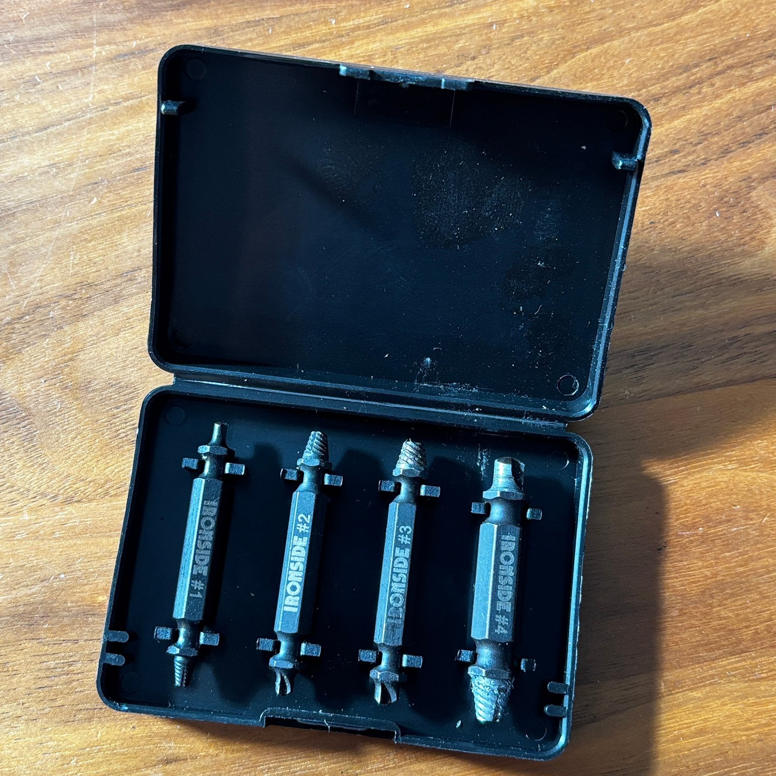Ironside schroefuitdraaierset 4-delig 3-12 mm  gebruikt