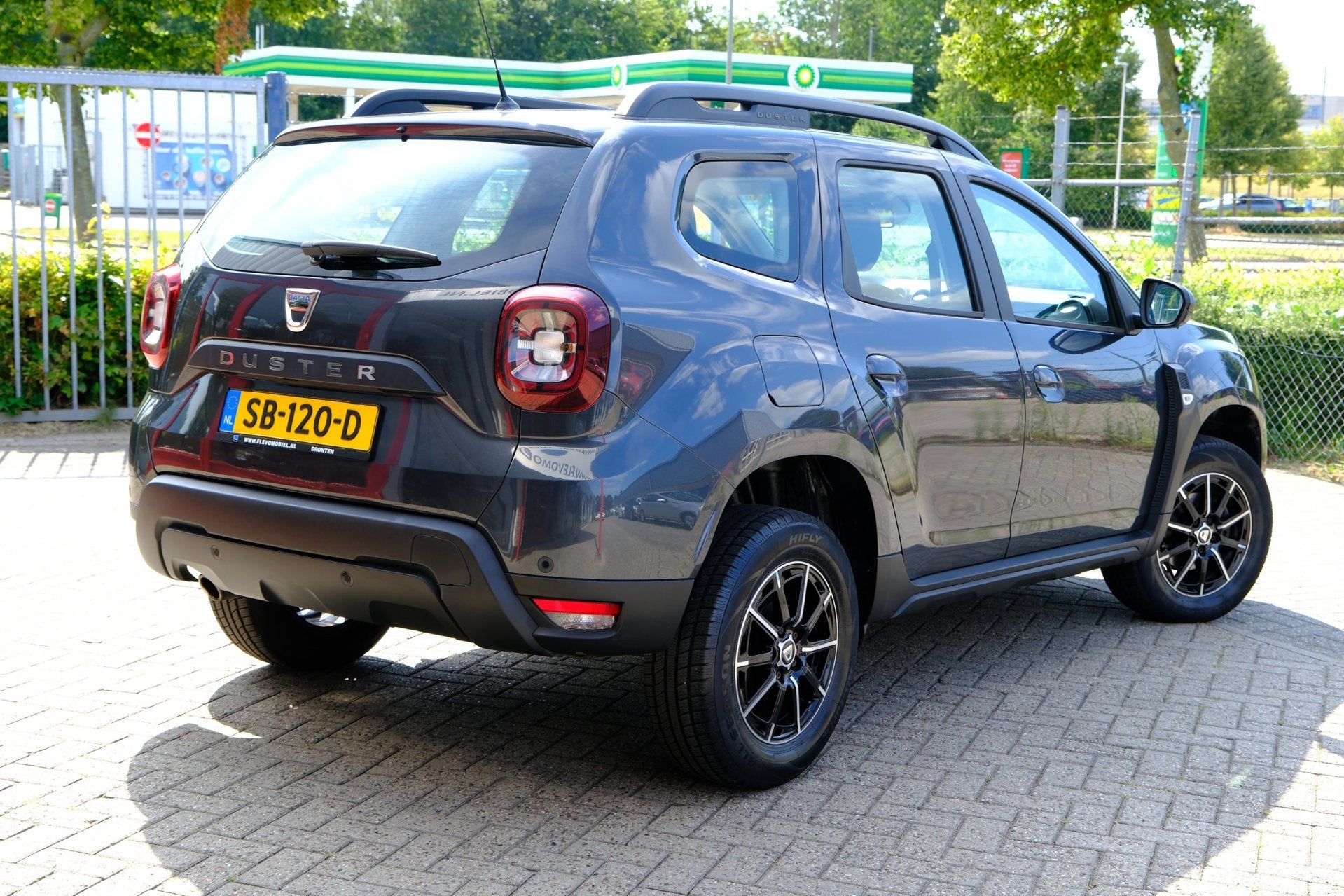 Dacia Duster 1.2 125pk TCe Comfort Airco|Cruise|LMV, Auto's, Voorwielaandrijving, Dealer onderhouden, Gebruikt, Euro 6