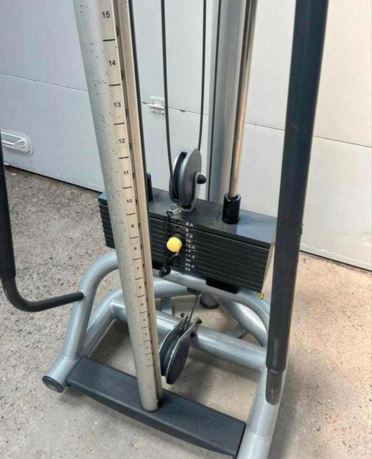 Technogym pulley / zugturm / adjustable pulley / Selection, Ophalen, Benen, Gebruikt, -