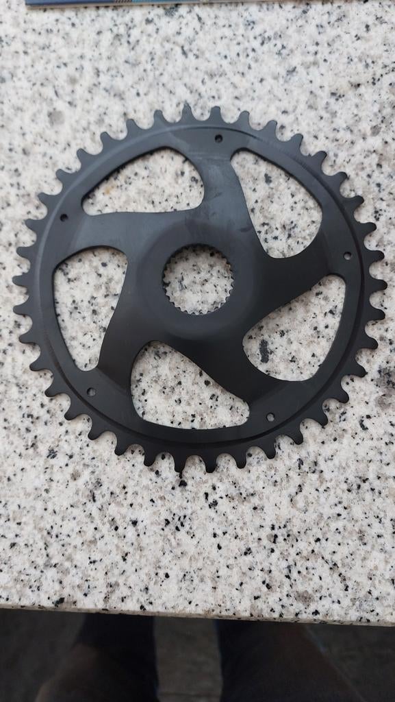 KMC Kettingblad Bosch Gen 4 - 38 tanden, Elektrische fiets, Ophalen of Verzenden, Derailleur of Ketting, KMC