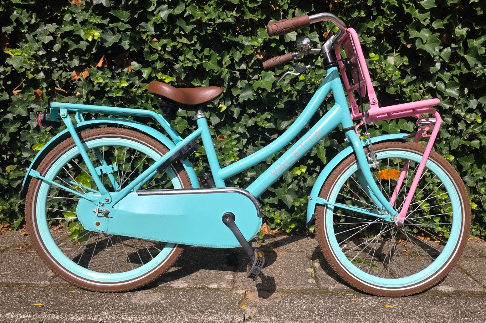 Valetta meisjesfiets 22 inch, 35 cm framehoogte, Ophalen, Valetta, Zo goed als nieuw, Terugtraprem