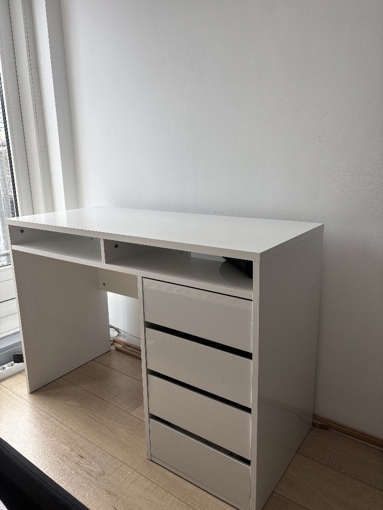 Wit bureau hoogglans met 4 lades en opbergvakken, Ophalen, Gebruikt, IKEA, Schoolbureau