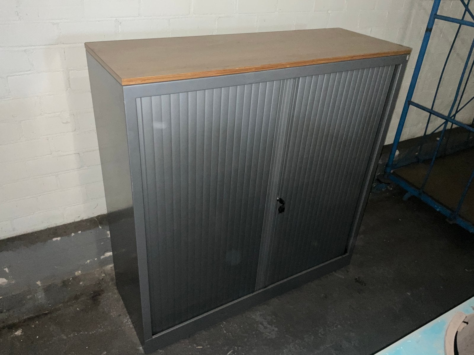 Roldeurkast 120x43x120cm, Ophalen, 100 tot 150 cm, Zo goed als nieuw, 150 tot 200 cm