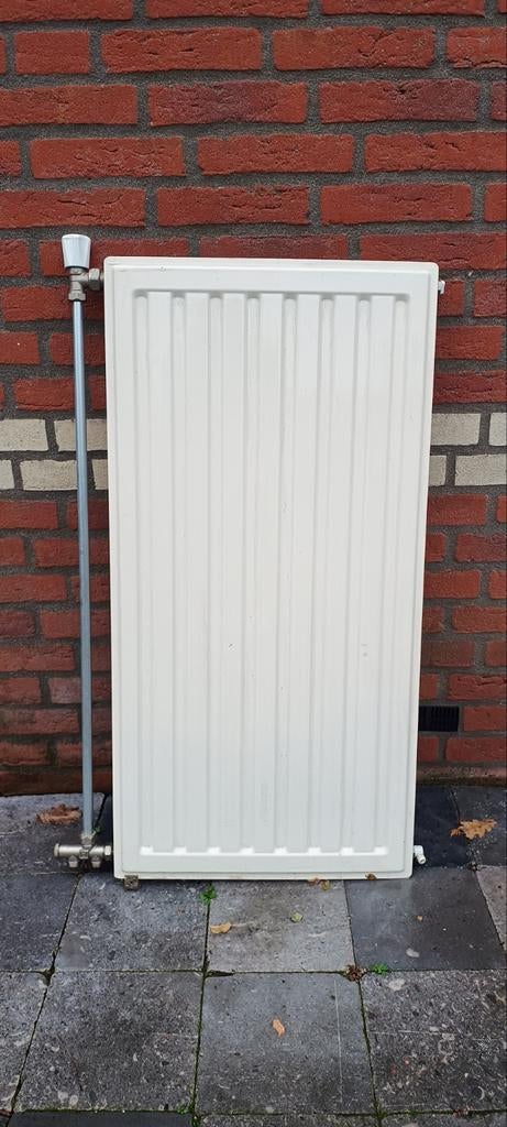 Gebruikte radiator T11 - 45x90cm - incl. aansluitmateriaal, Ophalen, Radiator, Minder dan 60 cm, 80 cm of meer