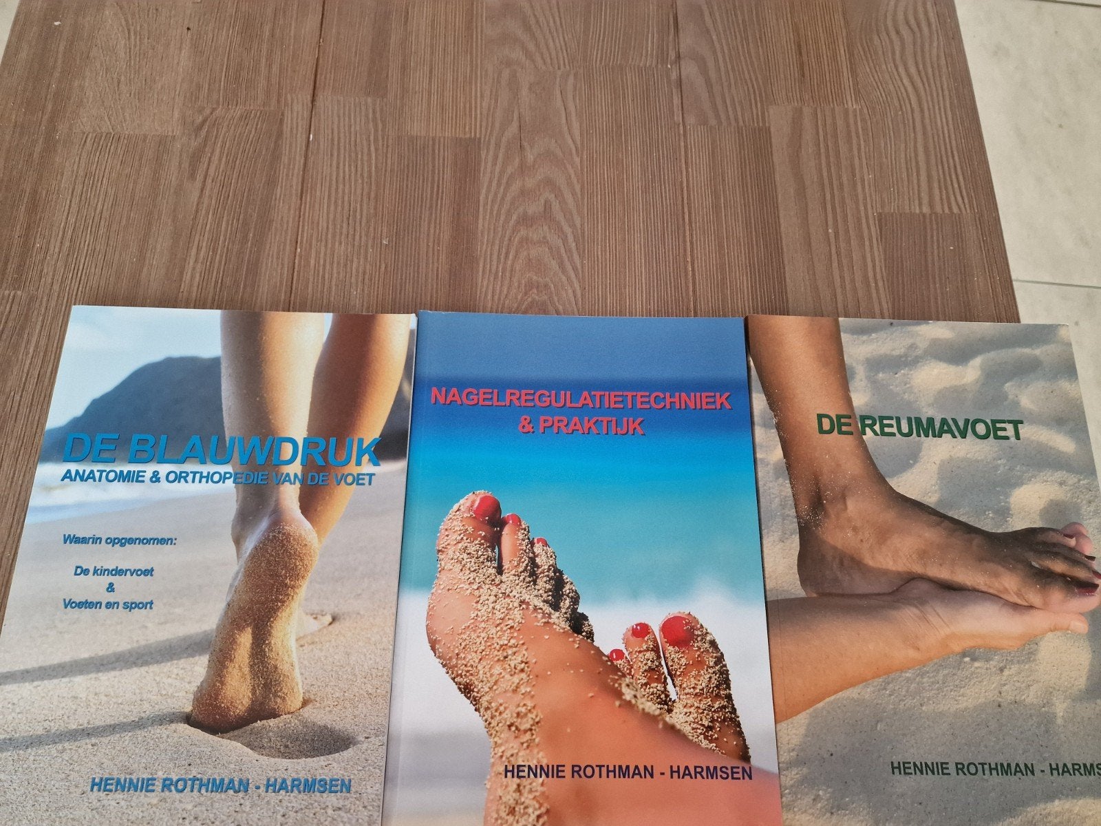 Voetverzorging Boeken: Anatomie, Nagelregulatie & Reumavoet, Ophalen of Verzenden, Beta