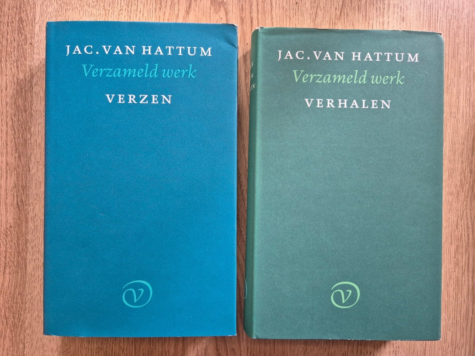 Jac. van Hattum - Verzameld Werk (Verzen & Verhalen) - 1e Dr, Ophalen of Verzenden, Zo goed als nieuw