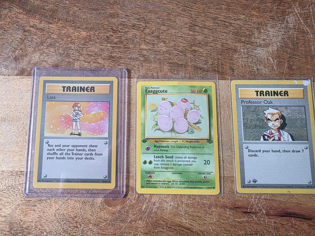 WOTC Pokémon 1st Shadowless Lass Exeggcute Professor Oak, Hobby en Vrije tijd, Verzamelkaartspellen | Pokémon, Ophalen of Verzenden