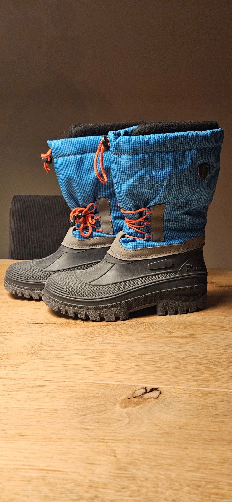Snowboots, maat 39, Ophalen of Verzenden, Zo goed als nieuw, Jongen of Meisje, Laarzen