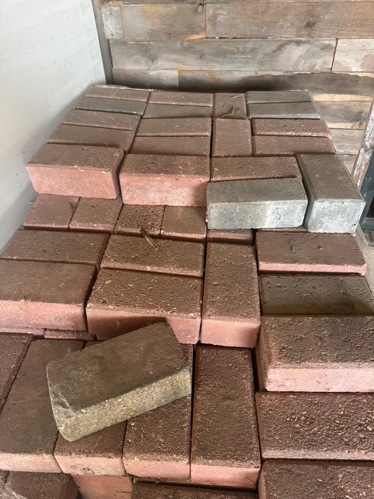 Betonklinkers 20m2 rood met blauw/grijs, Ophalen, Zo goed als nieuw, Beton, Klinkers