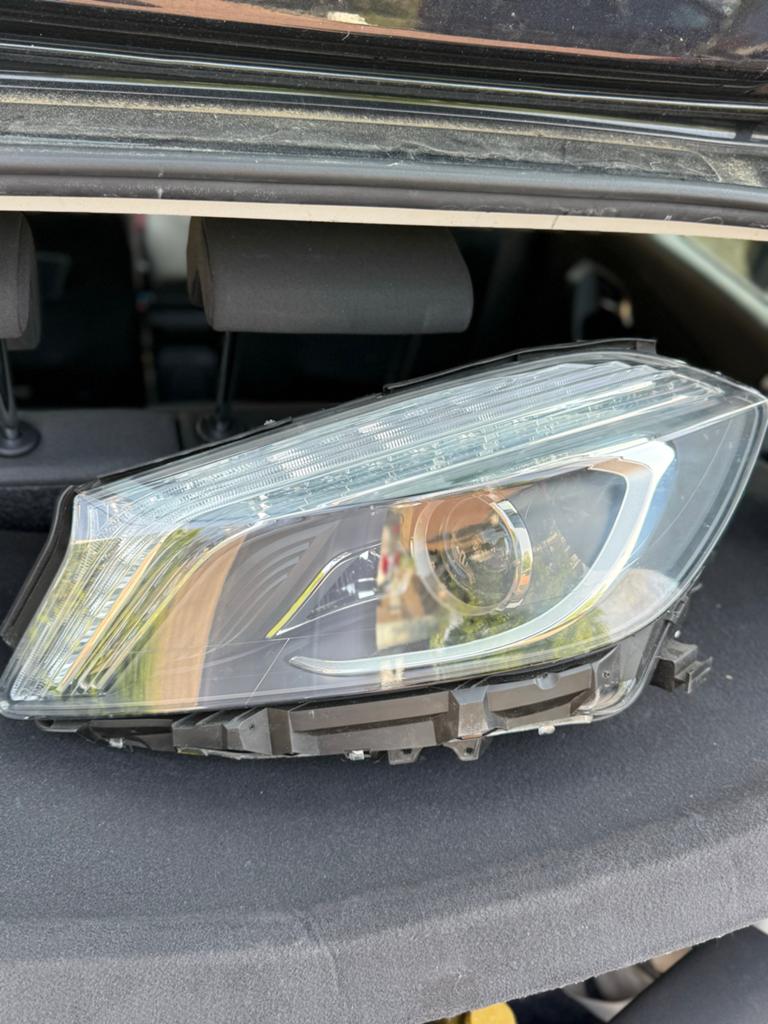 Nette Mercedes W176 xenon koplampen, Ophalen of Verzenden, Gebruikt, Mercedes-Benz