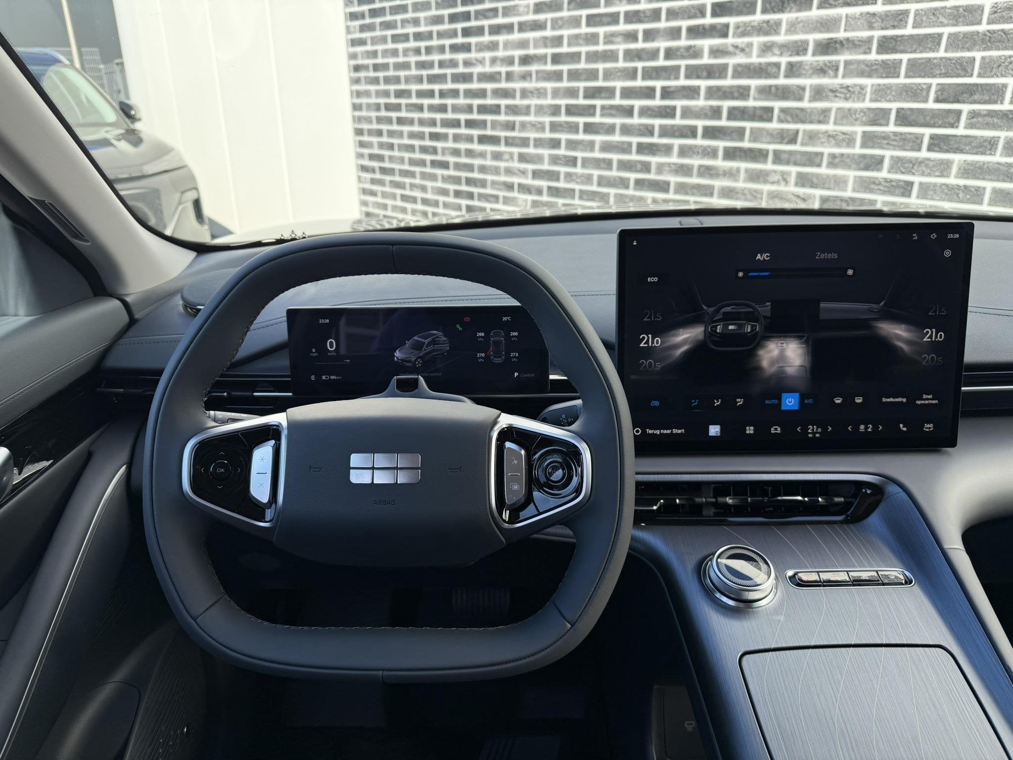 Geely E5 Pro+ 68 kWh | Verw. en Geventileerde voorstoelen |, Auto's, Overige Auto's, 12 maanden, 1741 kg, Zwart, Blauw