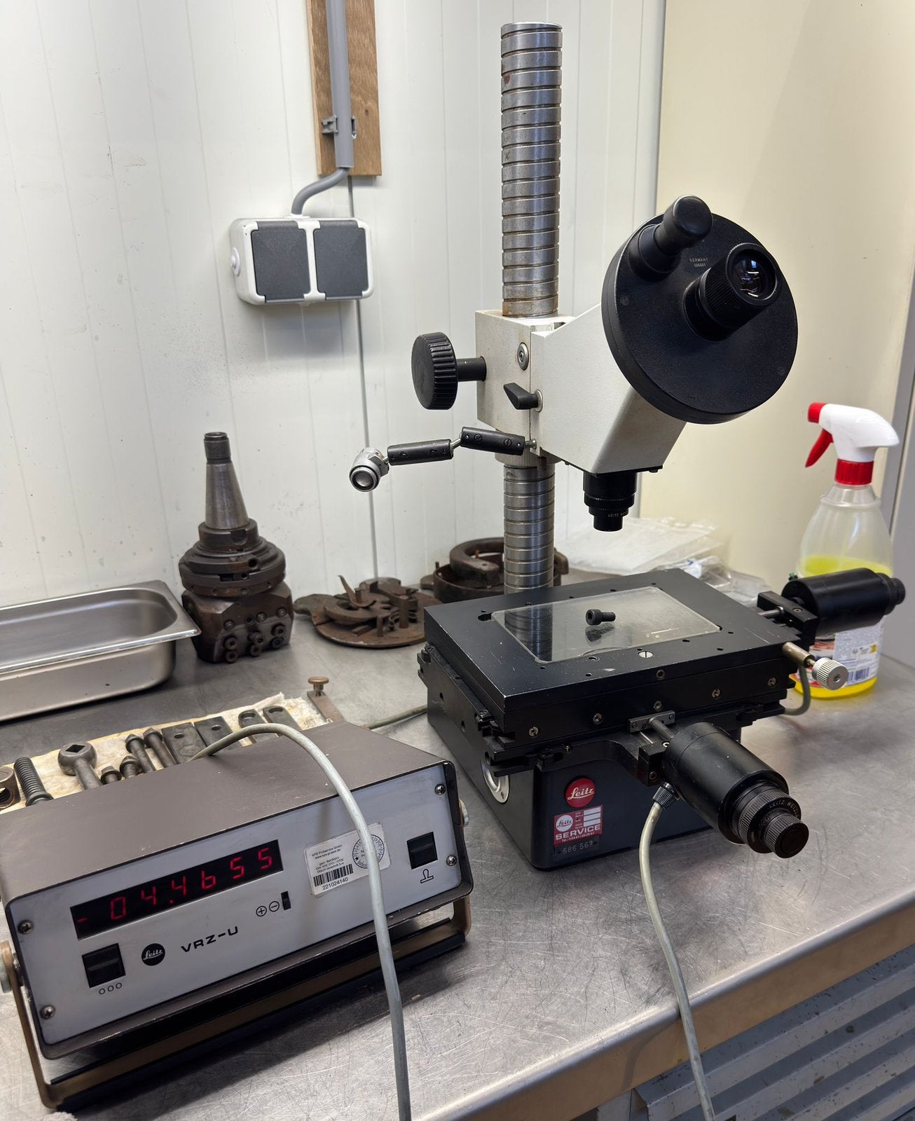Leitz meetmicroscoop digitale uitlezing, Ophalen, Gebruikt