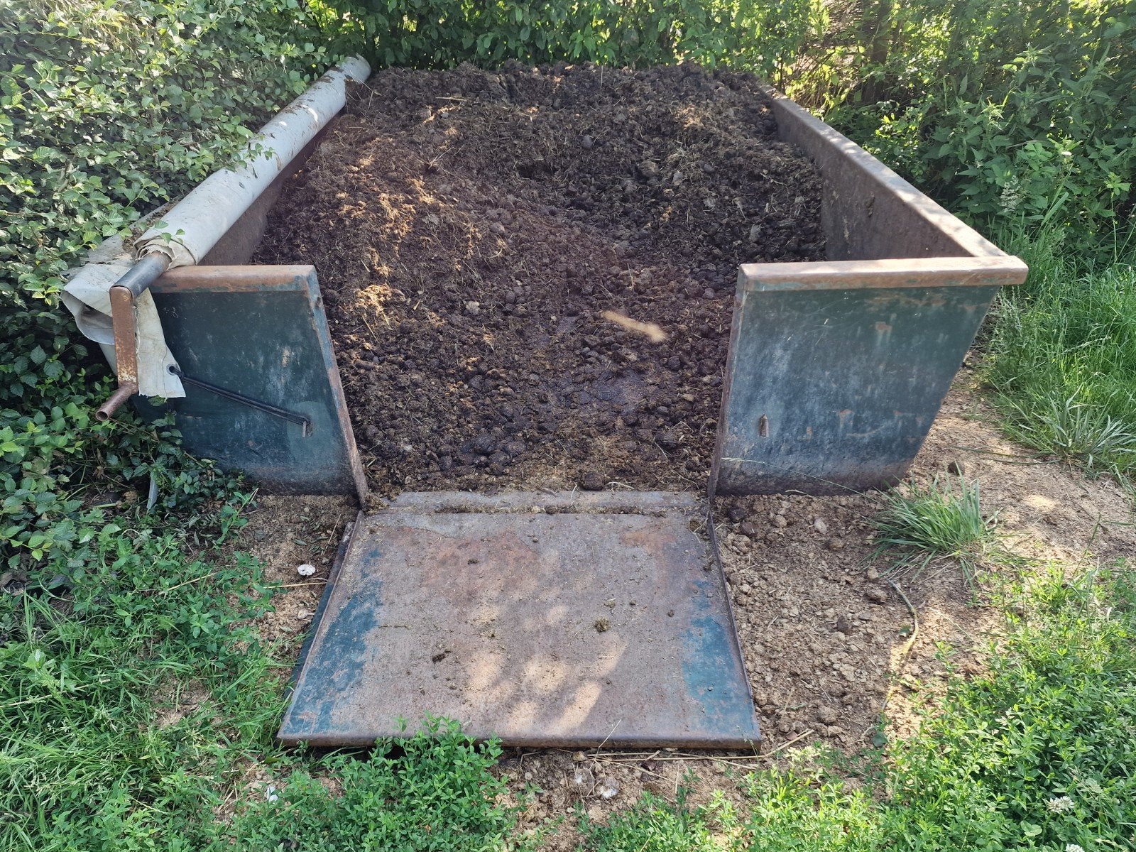 Gratis paardenmest, Tuin en Terras, Aarde en Mest, Ophalen