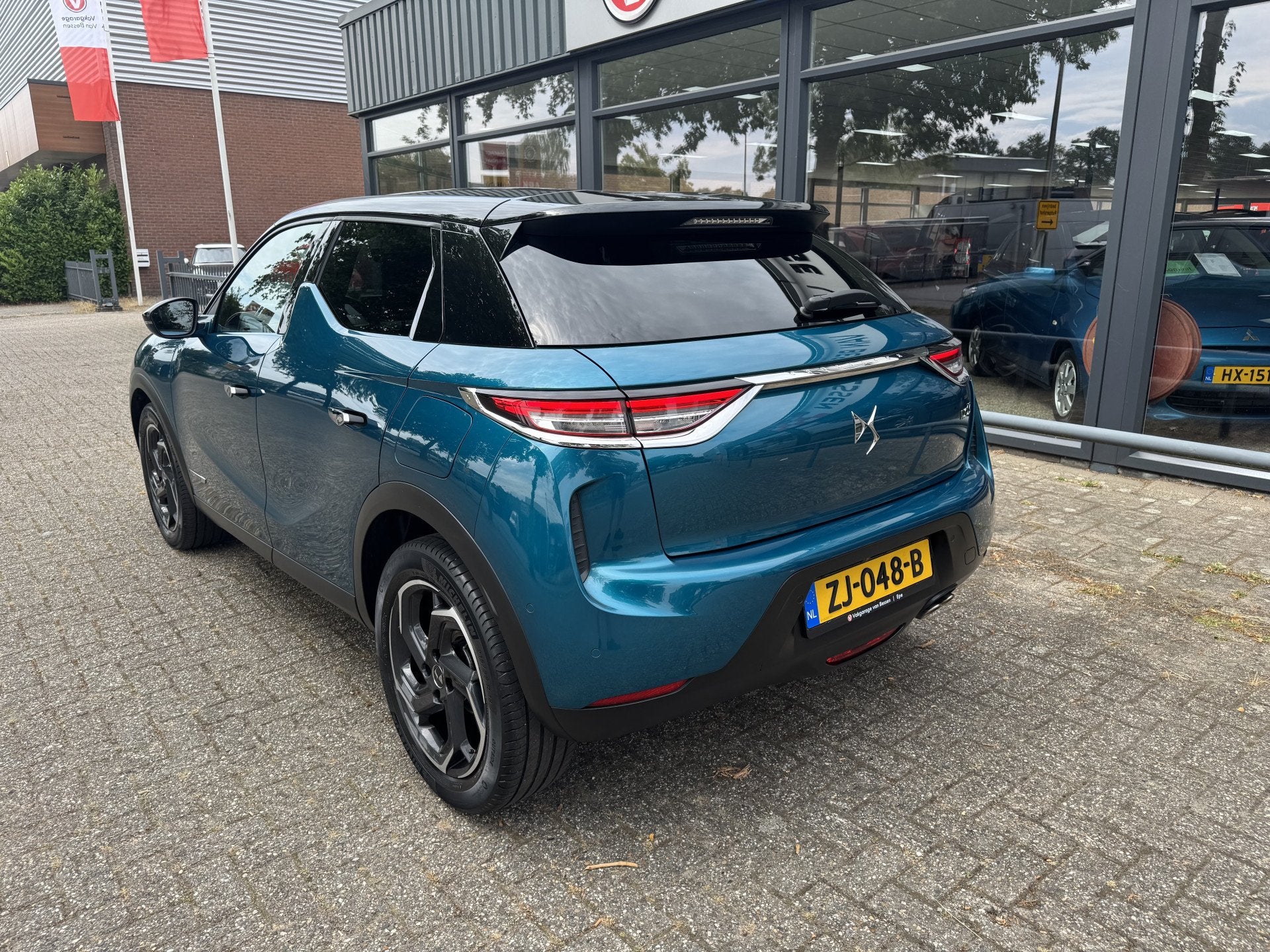 DS DS 3 Crossback 1.2 PureTech Grand Chic LEDER-MASSAGE-CAME, Auto's, DS, Gebruikt, Euro 6, 1199 cc, Blauw
