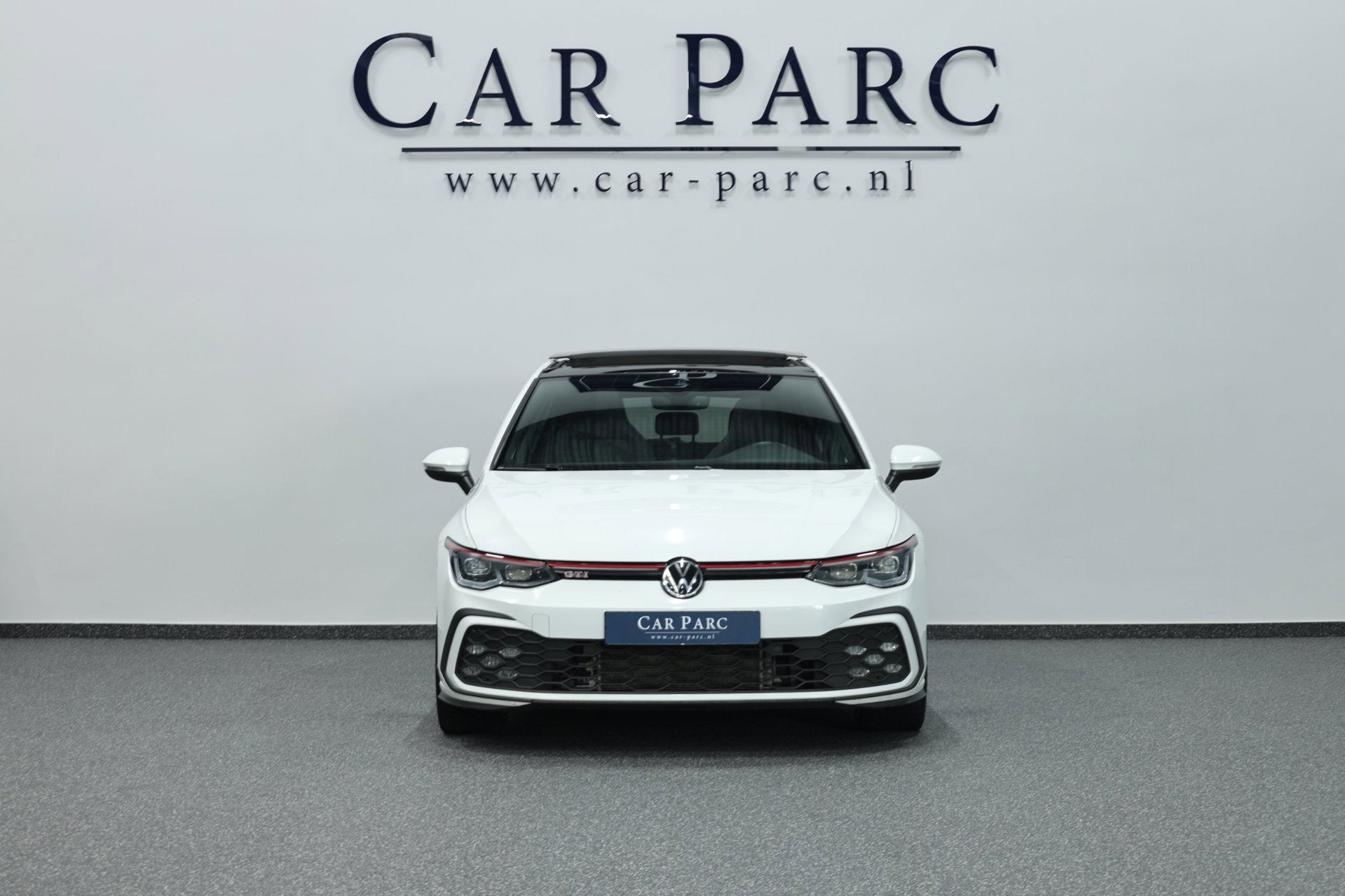 Volkswagen Golf 2.0 TSI GTI 245+PK LED+IQ/PANO/HALF LEDER+S., Auto's, Dealer onderhouden, Euro 6, 1984 cc, Leder en Stof