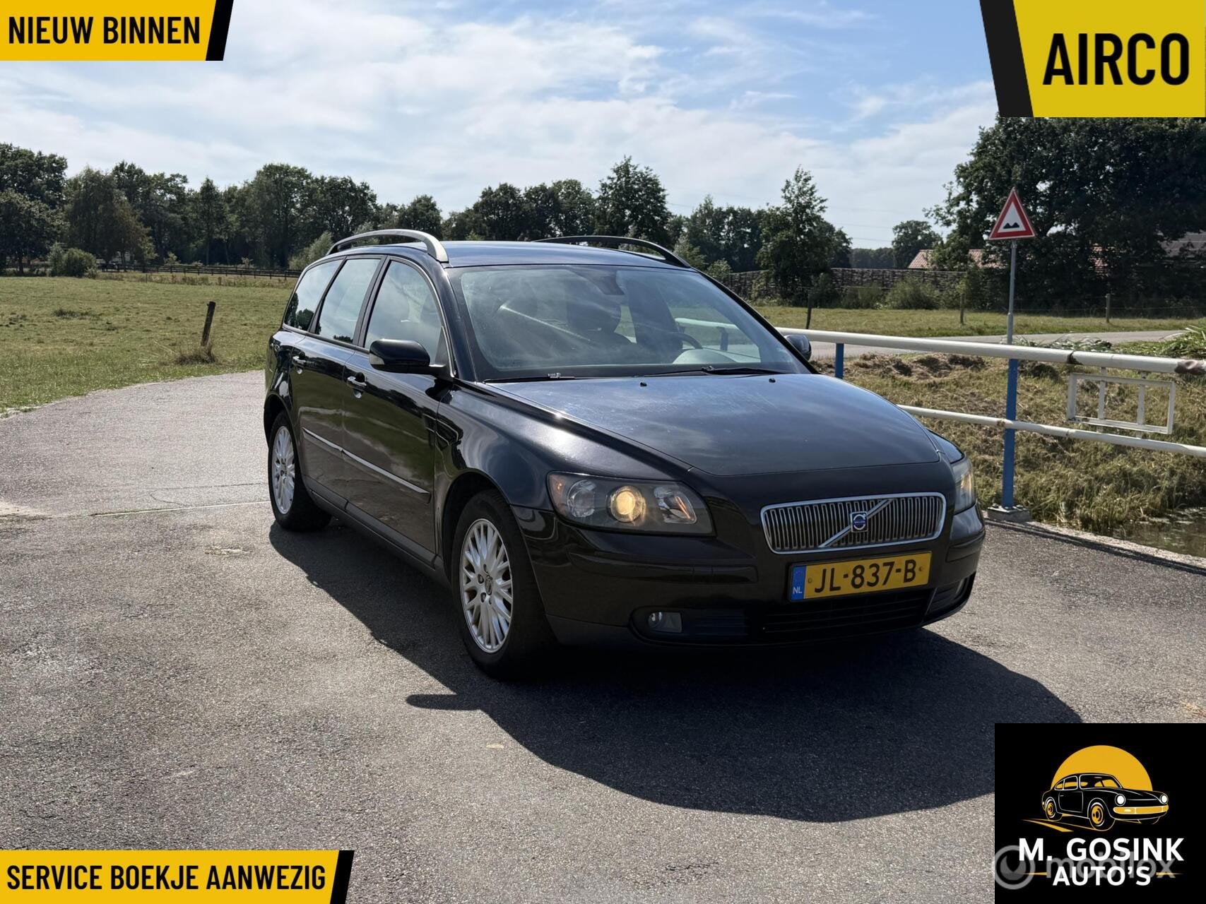 Volvo V50 2.4 Exclusive 170 pk Onderhoud Aanwezig Apk Nieuw, Auto's, Stoelverwarming, Gebruikt, 700 kg, Zwart